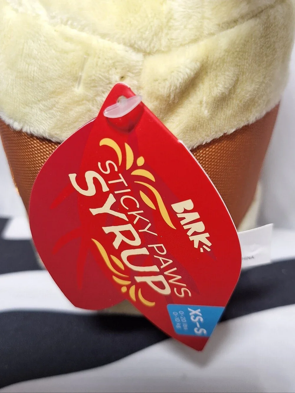 NWT Bark Sticky Paws Syrup Dog Toy XS-S